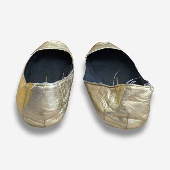 Dolce Vita Gold Flats, 6.5 - Picture 5 of 7